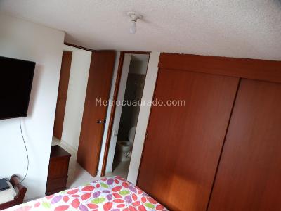 Apartamento de 3 alcobas en venta en Altos Del Cacique, Bucaramanga, 72 m² · foto 9 de 20