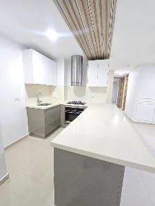 Apartamento de 3 alcobas en venta en Cañaveral, Floridablanca, 92 m² · foto 3 de 14