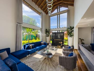 Casa de 4 alcobas en venta en San Jose De Bavaria, Bogotá, 265 m² · foto 3 de 20