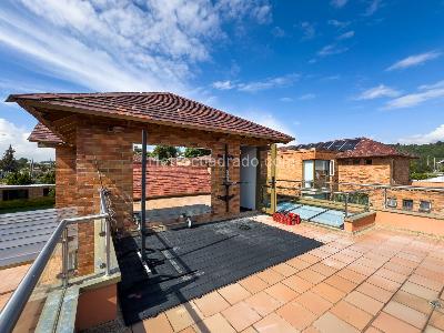 Casa de 4 alcobas en venta en San Jose De Bavaria, Bogotá, 265 m² · foto 20 de 20