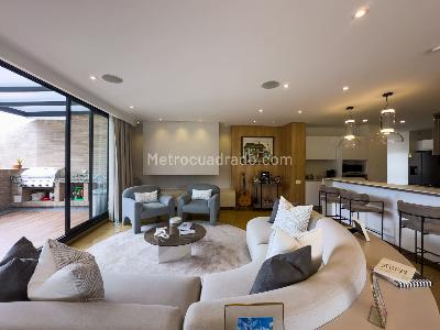 Apartamento de 4 alcobas en venta en Colinas De Suba, Bogotá, 302 m² · foto 2 de 20