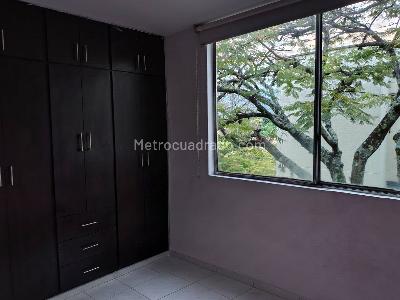 Apartamento de 3 alcobas en venta en Cañaveralejo, Cali, 69 m² · foto 11 de 17