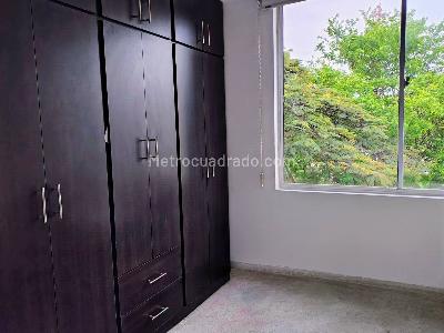 Apartamento de 3 alcobas en venta en Cañaveralejo, Cali, 69 m² · foto 16 de 17
