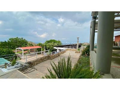 Casa de 4 alcobas en venta en La Reforma, Cali, 1000 m² · foto 10 de 12