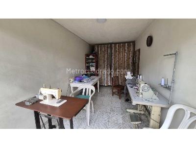 Casa de 5 alcobas en venta en Ciudad Cordoba, Cali, 190 m² · foto 2 de 20
