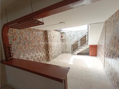 Casa de 5 alcobas en venta en La Merced, Cali, 270 m² · foto 10 de 20