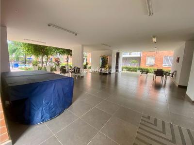 Apartamento de 3 alcobas en venta en Ciudad Melendez, Cali, 75 m² · foto 17 de 20