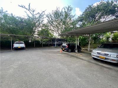 Apartamento de 3 alcobas en venta en Mirolindo Picaleña, Ibagué, 61 m² · foto 16 de 20