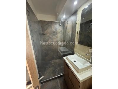 Apartamento de 3 alcobas en venta en Mirolindo Picaleña, Ibagué, 67 m² · foto 3 de 15