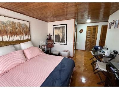 Apartamento de 4 alcobas en venta en Santa Ana, Bogotá, 115 m² · foto 2 de 16