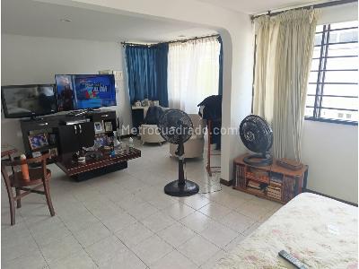 Casa de 3 alcobas en venta en La Merced, Cali, 250 m² · foto 15 de 20