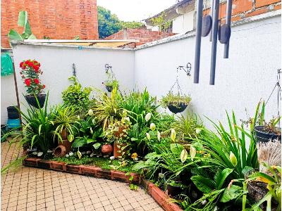 Casa de 3 alcobas en venta en La Merced, Cali, 250 m² · foto 19 de 20