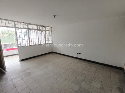 Casa de 4 alcobas en venta en San Vicente, Cali, 265 m² · foto 14 de 20
