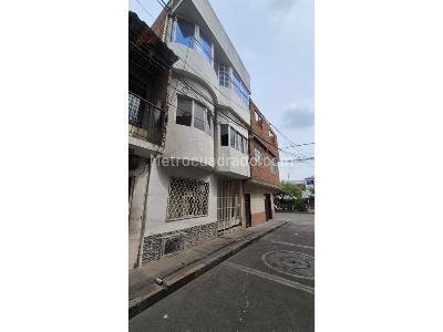 Casa de 5 alcobas en venta en Sur, Cali, 245 m² · foto 2 de 20