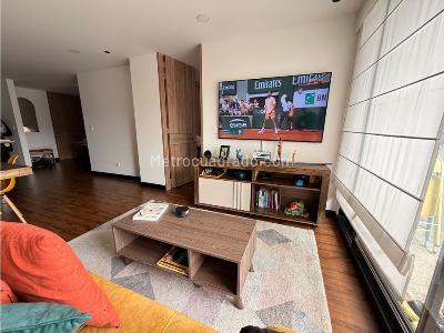 Apartaestudio en venta en El Contador, Bogotá, 54 m² · foto 8 de 20