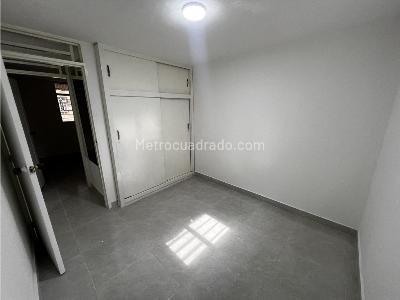 Apartamento de 3 alcobas en venta en Los Alcazares, Cali, 50 m² · foto 3 de 6