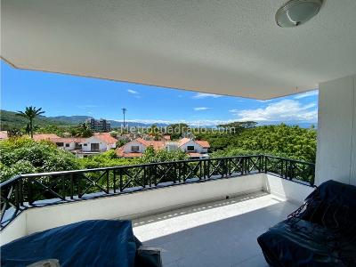 Apartamento de 3 alcobas en venta en Santa Rita, Girardot, 140 m² · foto 2 de 20