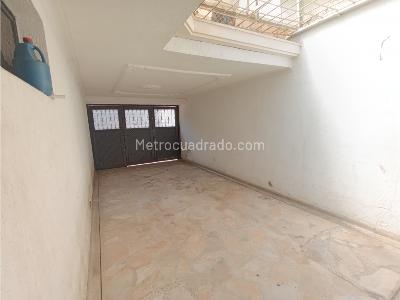 Casa de 4 alcobas en venta en La Flora, Cali, 310 m² · foto 9 de 20