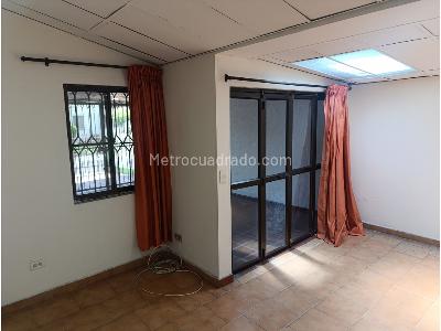 Casa de 5 alcobas en venta en Prados Del Norte, Cali, 300 m² · foto 12 de 18