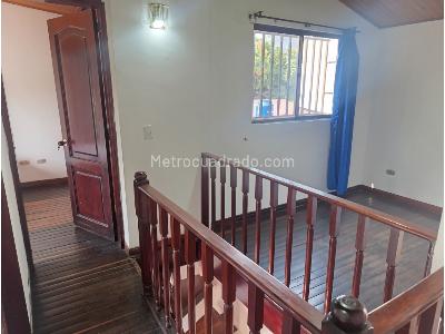 Casa de 5 alcobas en venta en Prados Del Norte, Cali, 300 m² · foto 15 de 18
