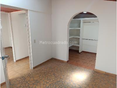 Casa de 5 alcobas en venta en Prados Del Norte, Cali, 300 m² · foto 7 de 18