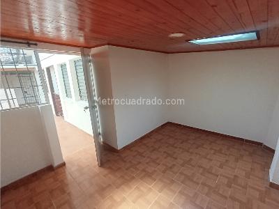 Casa de 5 alcobas en venta en Prados Del Norte, Cali, 300 m² · foto 8 de 18