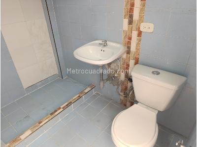 Casa de 5 alcobas en venta en Prados Del Norte, Cali, 300 m² · foto 9 de 18