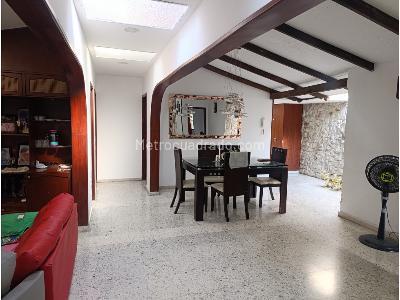 Casa de 5 alcobas en venta en Prados Del Norte, Cali, 264 m² · foto 4 de 20