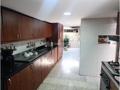 Casa de 5 alcobas en venta en Prados Del Norte, Cali, 264 m² · foto 7 de 20