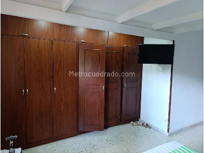 Casa de 5 alcobas en venta en Prados Del Norte, Cali, 264 m² · foto 16 de 20