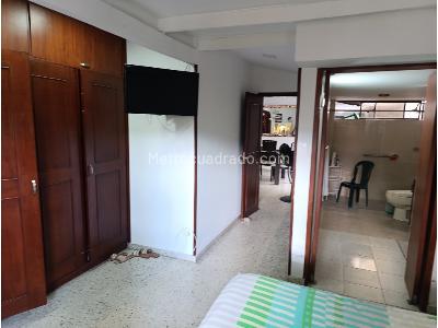 Casa de 5 alcobas en venta en Prados Del Norte, Cali, 264 m² · foto 17 de 20