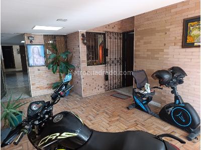 Casa de 5 alcobas en venta en Prados Del Norte, Cali, 264 m² · foto 18 de 20