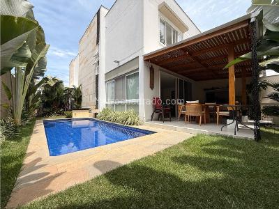 Casa de 3 alcobas en venta en Pance, Cali, 221 m² · foto 3 de 15