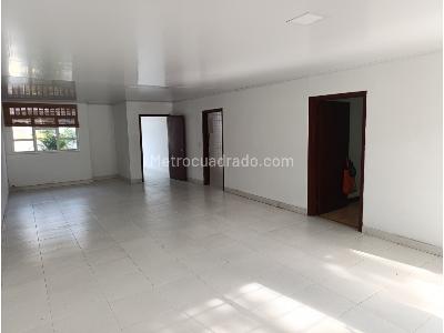 Casa de 5 alcobas en venta en Prados Del Norte, Cali, 302 m² · foto 4 de 20