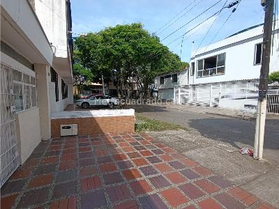 Casa de 5 alcobas en venta en Prados Del Norte, Cali, 302 m² · foto 10 de 20