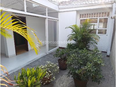 Casa de 5 alcobas en venta en Prados Del Norte, Cali, 302 m² · foto 14 de 20