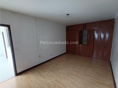 Casa de 5 alcobas en venta en Prados Del Norte, Cali, 302 m² · foto 18 de 20