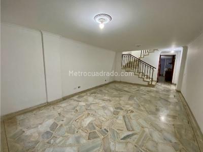 Casa de 3 alcobas en venta en El Refugio, Cali, 130 m² · foto 3 de 16