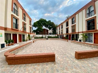 Casa de 3 alcobas en venta en El Refugio, Cali, 130 m² · foto 9 de 16