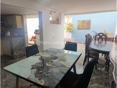 Casa de 4 alcobas en venta en Alamos, Cali, 176 m² · foto 2 de 19