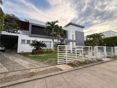 Casa en arriendo en Pance, Cali · foto 19 de 20