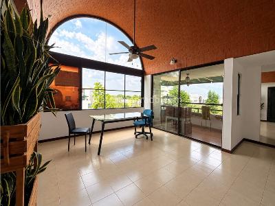 Apartamento de 3 alcobas en venta en Multicentro, Cali, 118 m² · foto 7 de 20