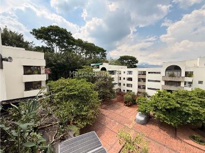Apartamento de 3 alcobas en venta en Multicentro, Cali, 118 m² · foto 10 de 20