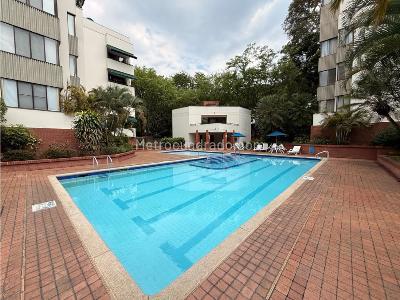 Apartamento de 3 alcobas en venta en Multicentro, Cali, 118 m² · foto 14 de 20