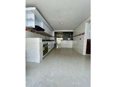 Casa de 4 alcobas en venta en Vipasa, Cali, 252 m² · foto 2 de 20