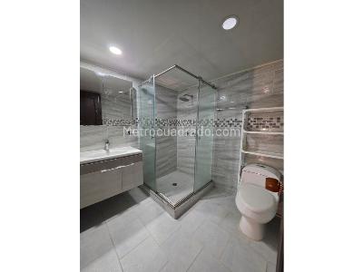 Casa de 4 alcobas en venta en Vipasa, Cali, 252 m² · foto 18 de 20