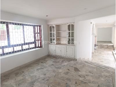 Casa de 4 alcobas en venta en Prados Del Norte, Cali, 406 m² · foto 3 de 20