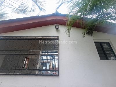 Casa de 4 alcobas en venta en Vipasa, Cali, 264 m² · foto 2 de 20