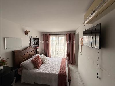 Apartamento de 3 alcobas en venta en El Ingenio, Cali, 80 m² · foto 3 de 13