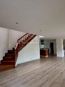 Apartamento de 3 alcobas en venta en La Carolina, Bogotá, 183 m² · foto 2 de 17